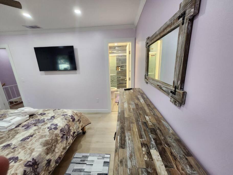 Modern Island Serenity!-Pet-Friendly Villa ฮิลตันเฮดไอส์แลนด์ ภายนอก รูปภาพ